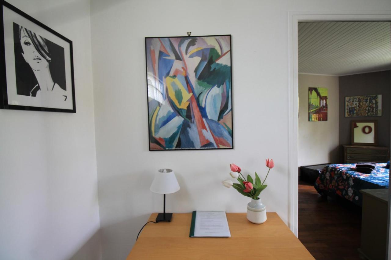 Disponible - Appartement Entier - Ligne H 15Mn Paris-Gare Du Nord, Parking Rue Gratuit, 4 Pers, Station De Train En Face Toutes Les 15Mn, Hippodrome, Cdfas, Universite, Borne Electrique, 1Er Etage Обонн Экстерьер фото