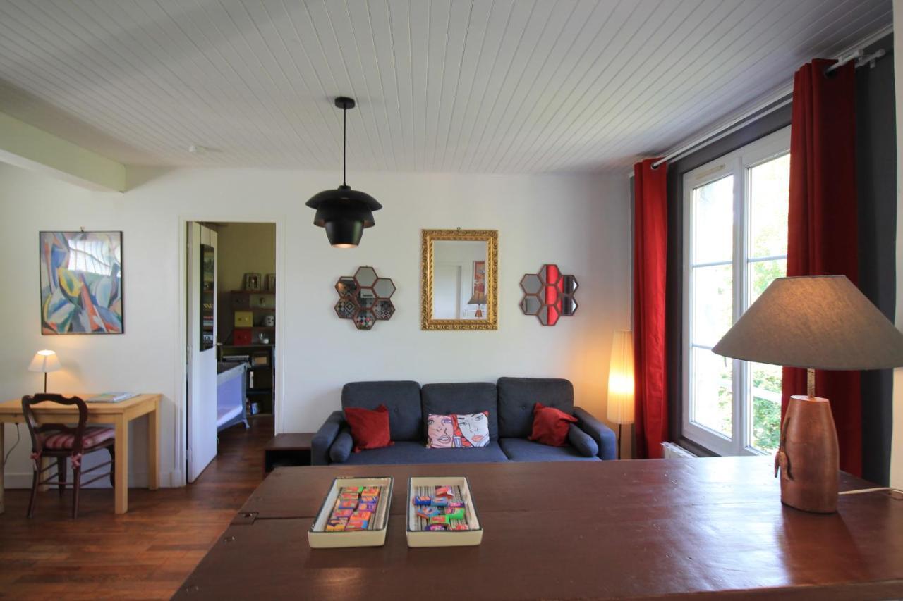 Disponible - Appartement Entier - Ligne H 15Mn Paris-Gare Du Nord, Parking Rue Gratuit, 4 Pers, Station De Train En Face Toutes Les 15Mn, Hippodrome, Cdfas, Universite, Borne Electrique, 1Er Etage Обонн Экстерьер фото