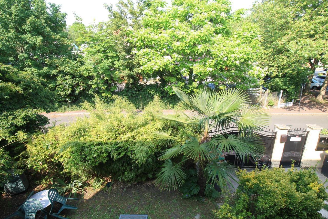 Disponible - Appartement Entier - Ligne H 15Mn Paris-Gare Du Nord, Parking Rue Gratuit, 4 Pers, Station De Train En Face Toutes Les 15Mn, Hippodrome, Cdfas, Universite, Borne Electrique, 1Er Etage Обонн Экстерьер фото