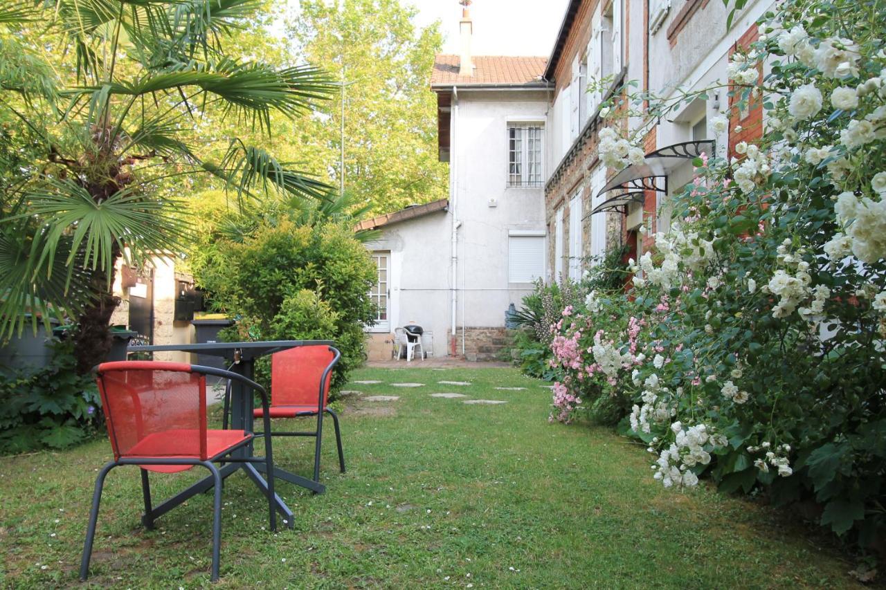 Disponible - Appartement Entier - Ligne H 15Mn Paris-Gare Du Nord, Parking Rue Gratuit, 4 Pers, Station De Train En Face Toutes Les 15Mn, Hippodrome, Cdfas, Universite, Borne Electrique, 1Er Etage Обонн Экстерьер фото